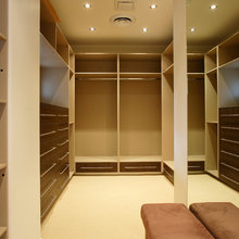 walk-in closet