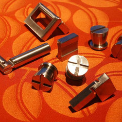 BUILDING PRODUCTS - Cabinet And Drawer Handle Pulls