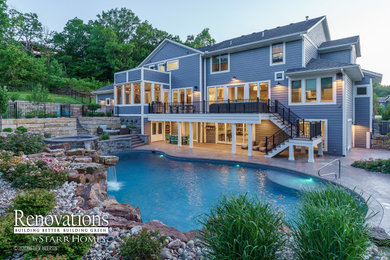 Transitional exterior home idea in Kansas City