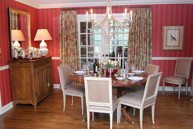 Dining room photo in New York