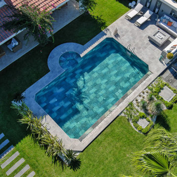 Olcay Mix & Pool Garden Grey Porcelain Tiles - Cesme,Izmir Villa