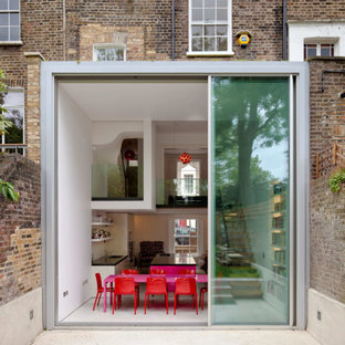 Design ideas for an exterior in London with a flat roof.