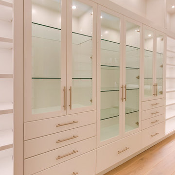 Caloosahatchee Closet