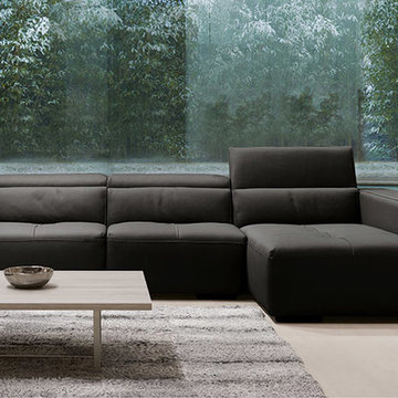Tiffany Sectional by Gamma