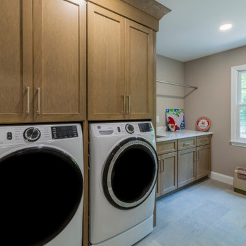 Candlewood Dr Mudroom & Laundry - New Providence, NJ