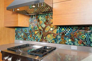 Kitchen - eclectic kitchen idea in Cincinnati