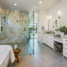 Coastal house bathroom