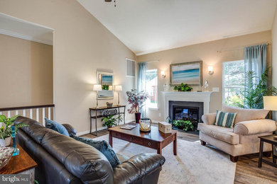 Example of a classic family room design in DC Metro