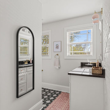 Black & Pink Bathroom | Augusta Rd Greenville