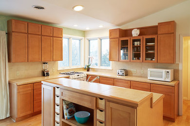 Example of a kitchen design in Other