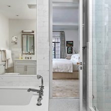 Curran - bathroom