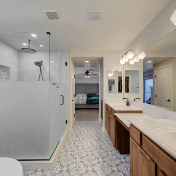 Contemporary Spa Suite In Winchester