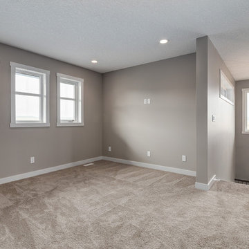 Praise Modern Acreage on Golf Course