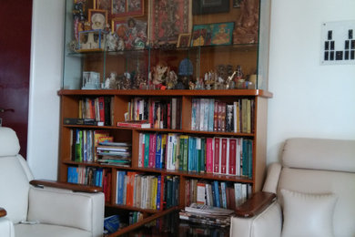 Home library.