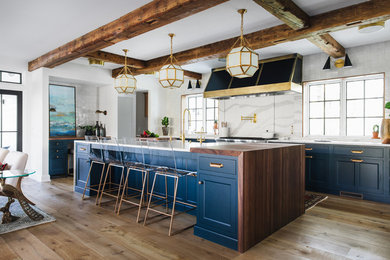 Kitchen - farmhouse kitchen idea in Grand Rapids