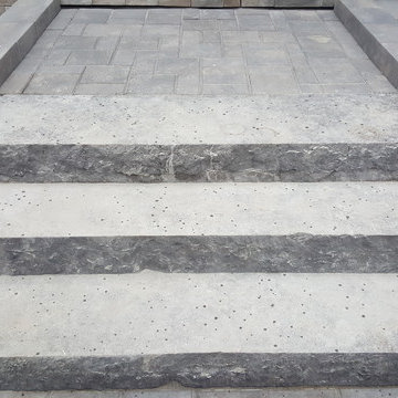 Southdale - Front Step and Walkway