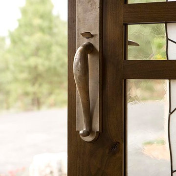 Rocky Mountain Log Homes - Relaxing Rustic Retreat