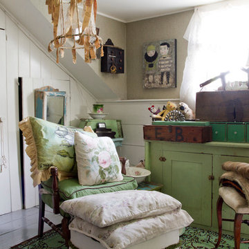 My Houzz: Layers of Patina and an Artist’s Touch in a New York Colonial