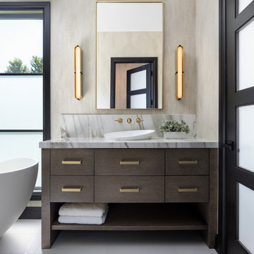 A Majestic Master Bathroom Designed For Two