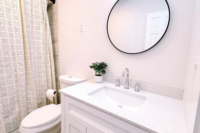Example of a kitchen design in Toronto