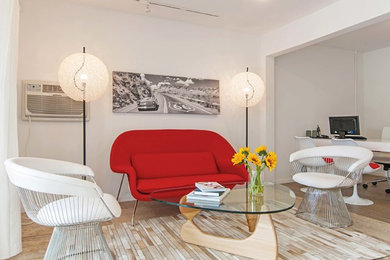 Inspiration for a 1960s home office remodel in Orange County