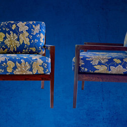 Metaphor | Armchair with Exposed Wood Frame and Arms - Armchairs And Accent Chairs