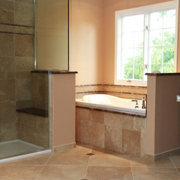 Massage Jacuzzi Master Bathroom