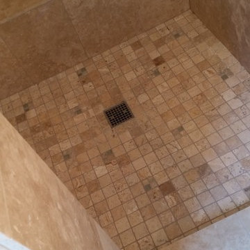 Fox Point- 20 Square Foot Walk-in Shower