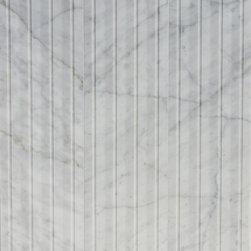 Lucca Lungo in  White Venatino - Tile
