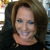 Julie Ruffo's photo