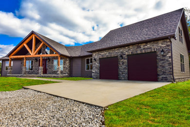 Arts and crafts exterior home photo in Huntington