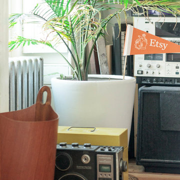 My Houzz: Vintage Collectors' Artfully Curated Walk-Up