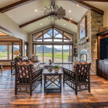 Lone Pine Lodge