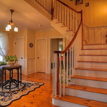 301 Governor Wentworth Highway, Moultonborough, NH