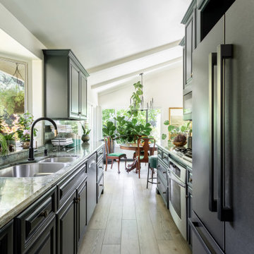 Verdugo Mountains Retreat: Dining Room