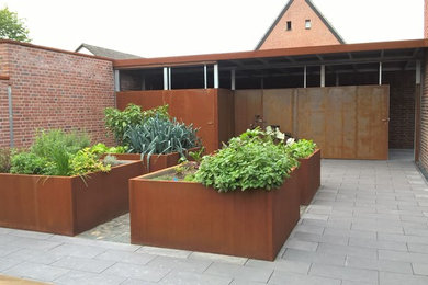 Errichtung eines Carport mit Kräutergarten