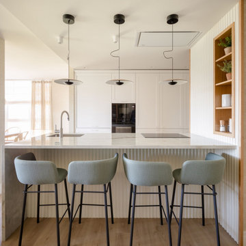 Reforma y decoración de piso moderno y acogedor