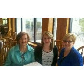 Elizabeth Helms's photo