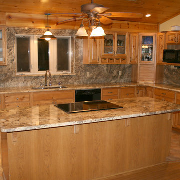 Cozy Cabin Kitchen- Netuno Bordeaux