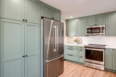 Transitional kitchen photo in Seattle