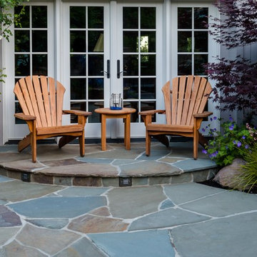 Charming Cottage Courtyard
