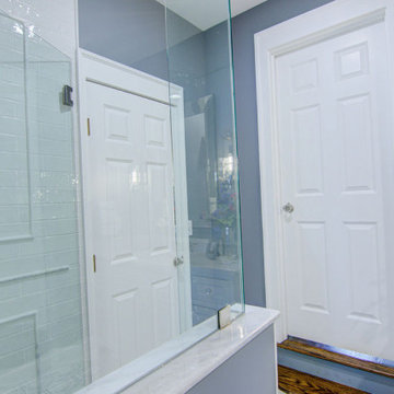 Traditional Guest Bath Remodel Lake Quivira, KS