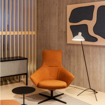 Swivel Lounge Chairs