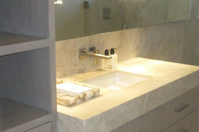 Bathroom - contemporary bathroom idea in San Francisco