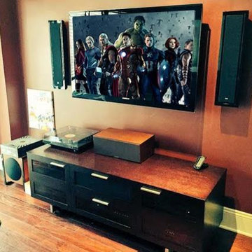 Wall Mounted Flat Screen Entertainment