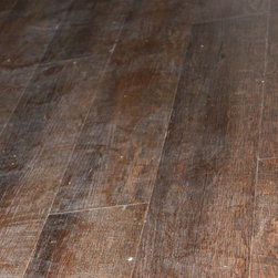 Eosso Brothers Paving - Laminate Flooring