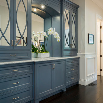 Upscale Family Home: Hallway