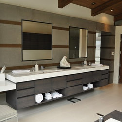 Master Ensuite - Products