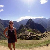 Kate Helvestine's photo