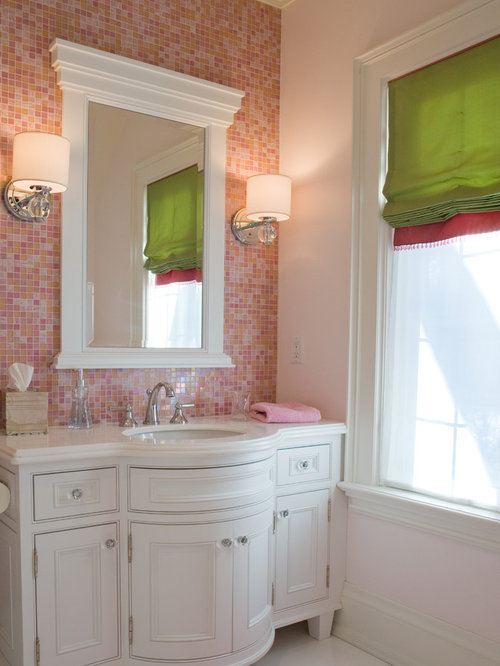 Family Bathroom Ideas & Photos with Pink Tiles